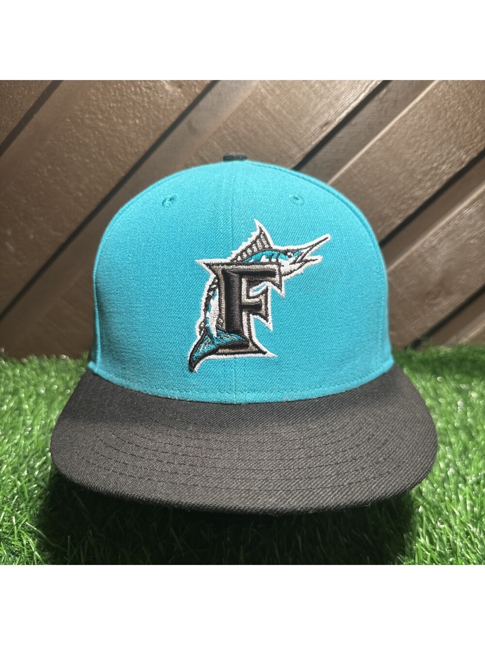 New Era 59FIFTY Florida Marlins Teal Black Fitted Hat Size 7 1/4 Wool Blend